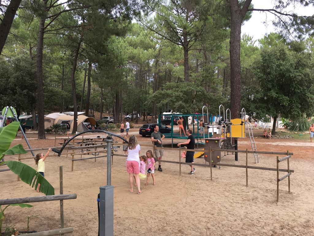 Camping la Simioune en Provence Bollène Extérieur photo
