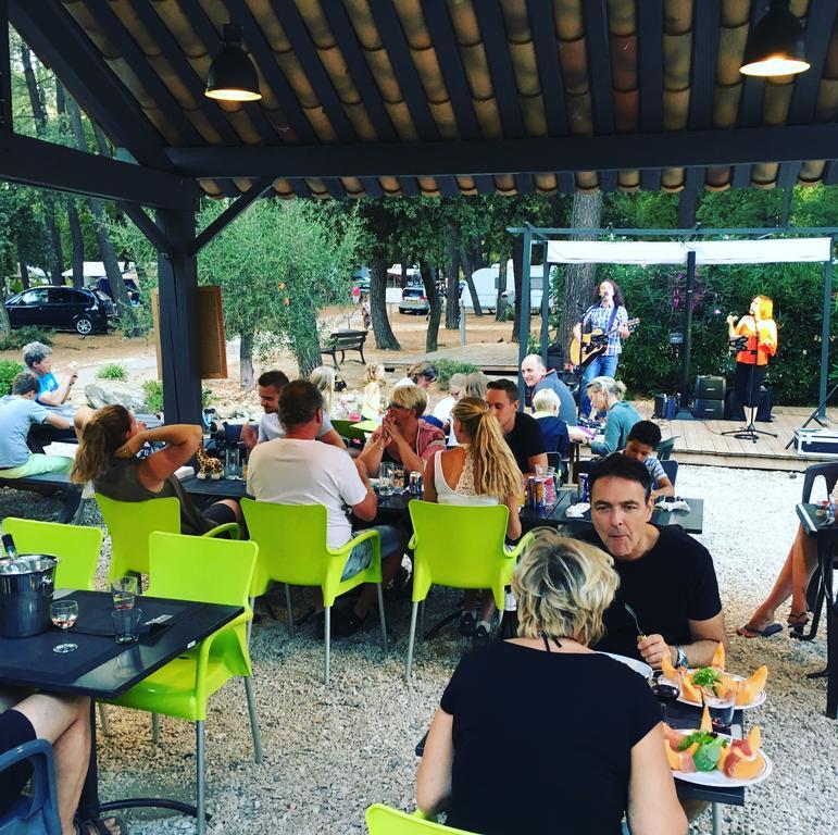 Camping la Simioune en Provence Bollène Extérieur photo